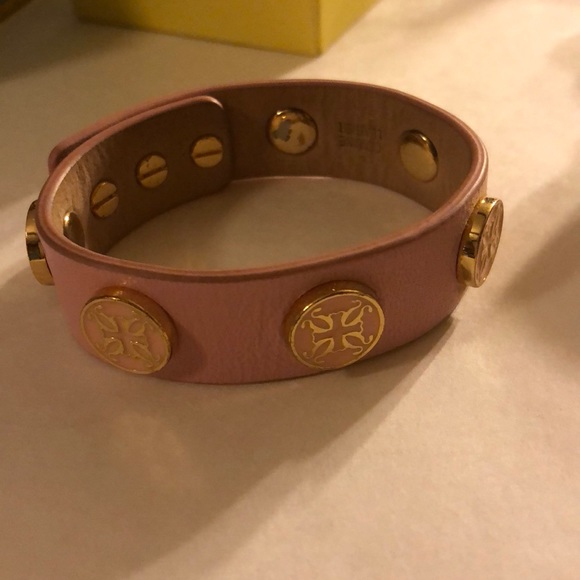 Rustic Cuff Trio - Picture 4 of 6